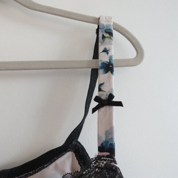 CACIQUE Butterflies and Blooms Lace Padded Bra Navy Blue White - Size 44DDD - Picture 3 of 14